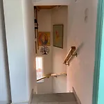 Completely Self-contained, Aegina Homestay Vathi (Aegina)
