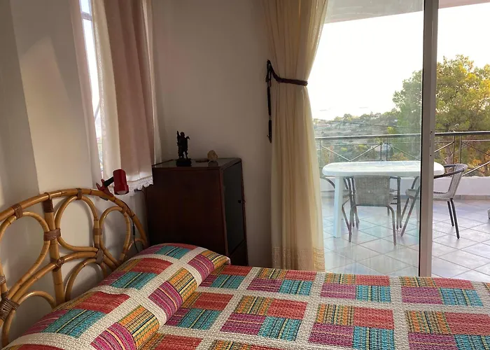 Completely Self-contained, Aegina Vathi (Aegina)